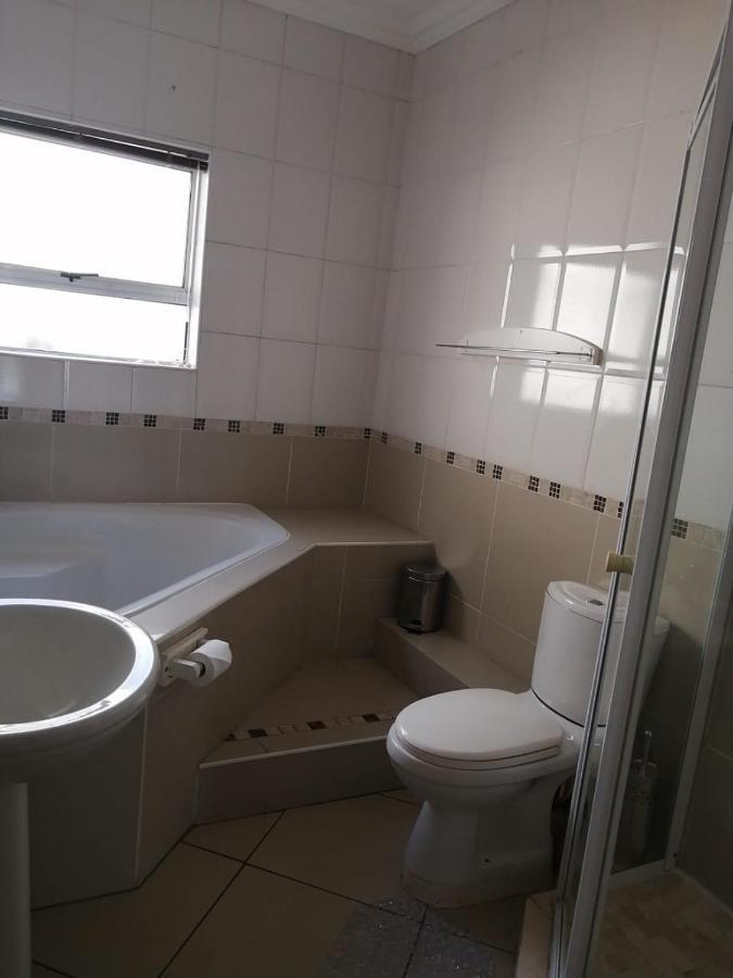 بريتوريا Palm View Guest House المظهر الخارجي الصورة