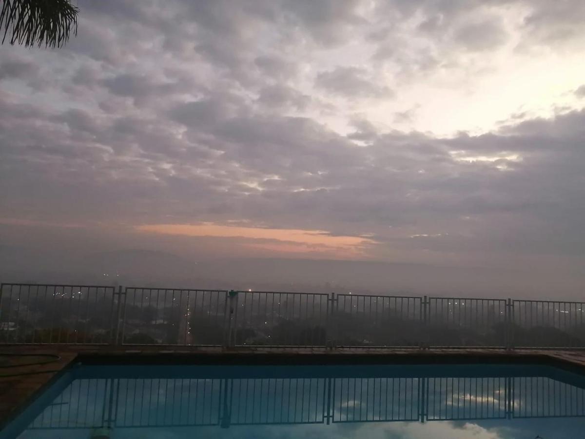 بريتوريا Palm View Guest House المظهر الخارجي الصورة